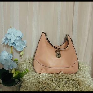 Leather coach original shoulder bag Light pink so  beautiful bag